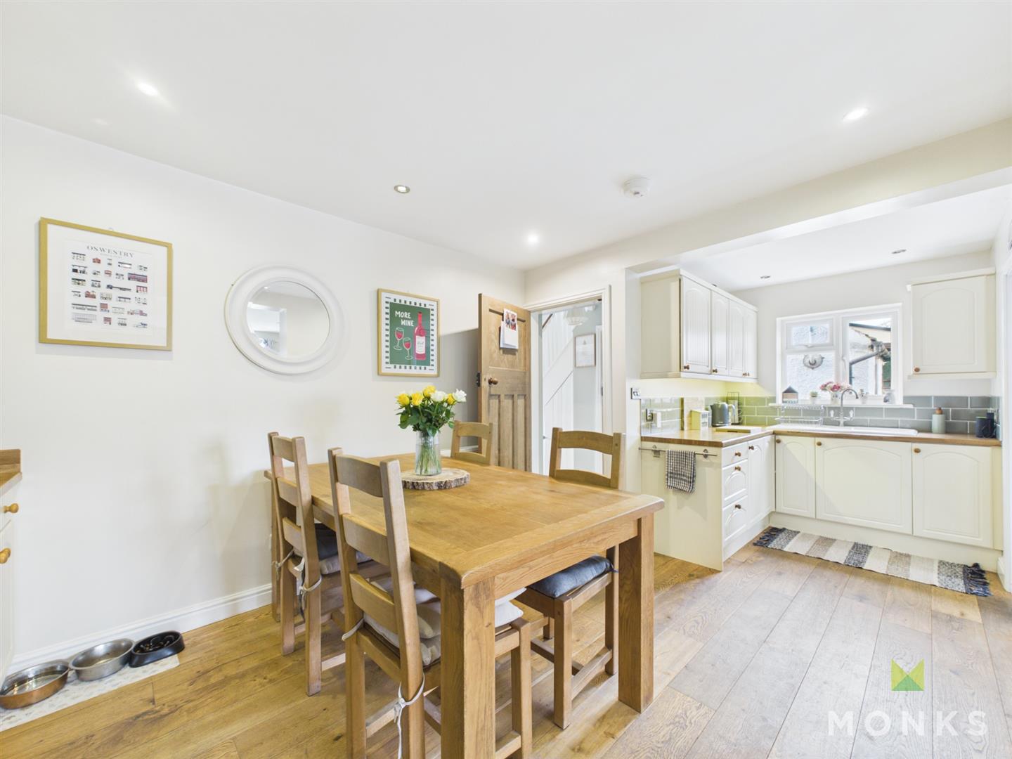 28 The Terraces, Oswestry, SY10 9NB For Sale